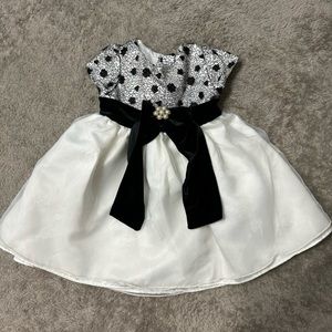 Sweet Heart Rose Dress Black White Tulle Now Holiday Dress Size 12M